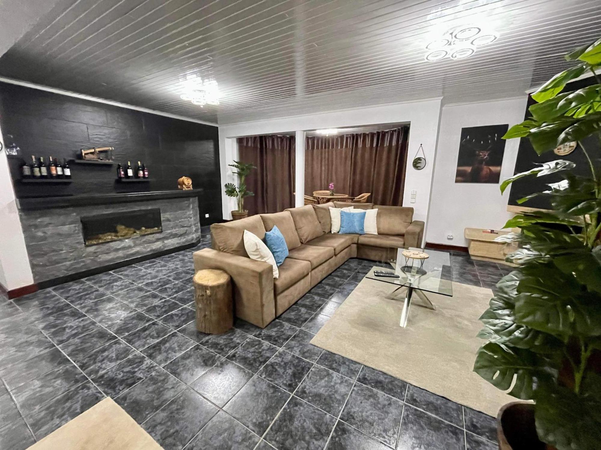 Hollywood Villa Campanario Bagian luar foto